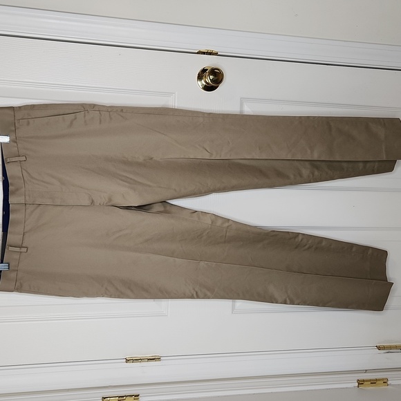 Banana Republic tailored slim fit non-iron khaki pants school uniform office - Picture 1 of 8